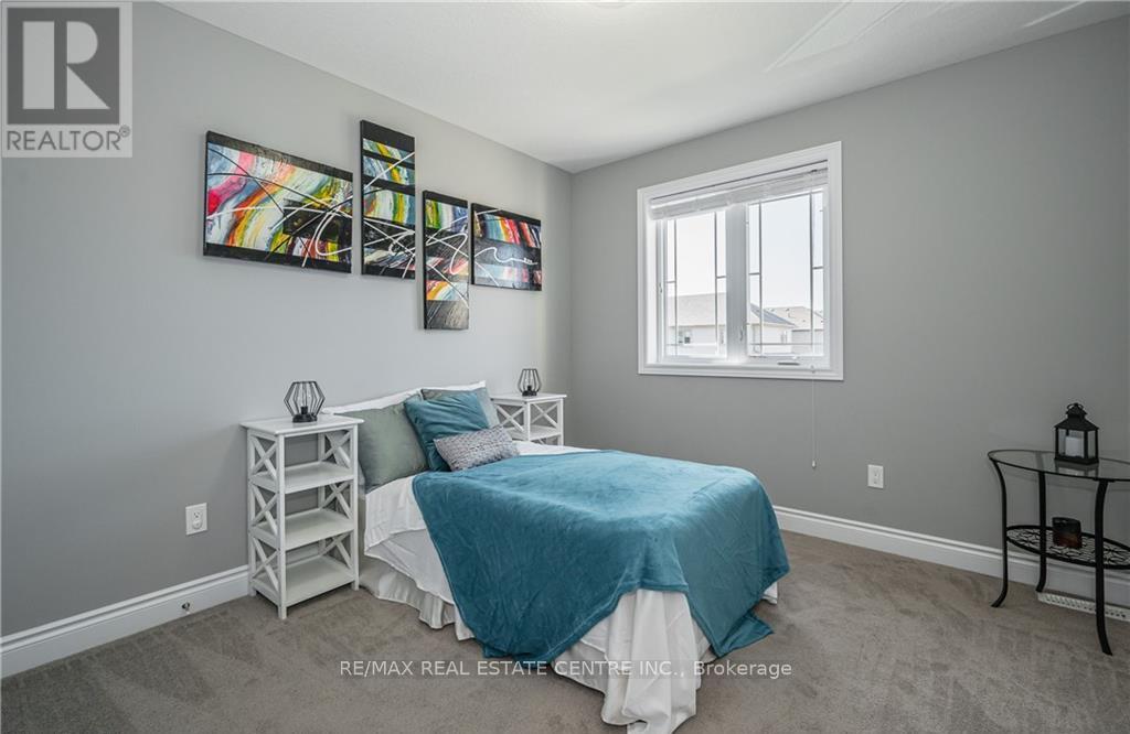 Upper - 152 Dallan Drive, Guelph, Ontario  N1L 0N2 - Photo 20 - X12454408