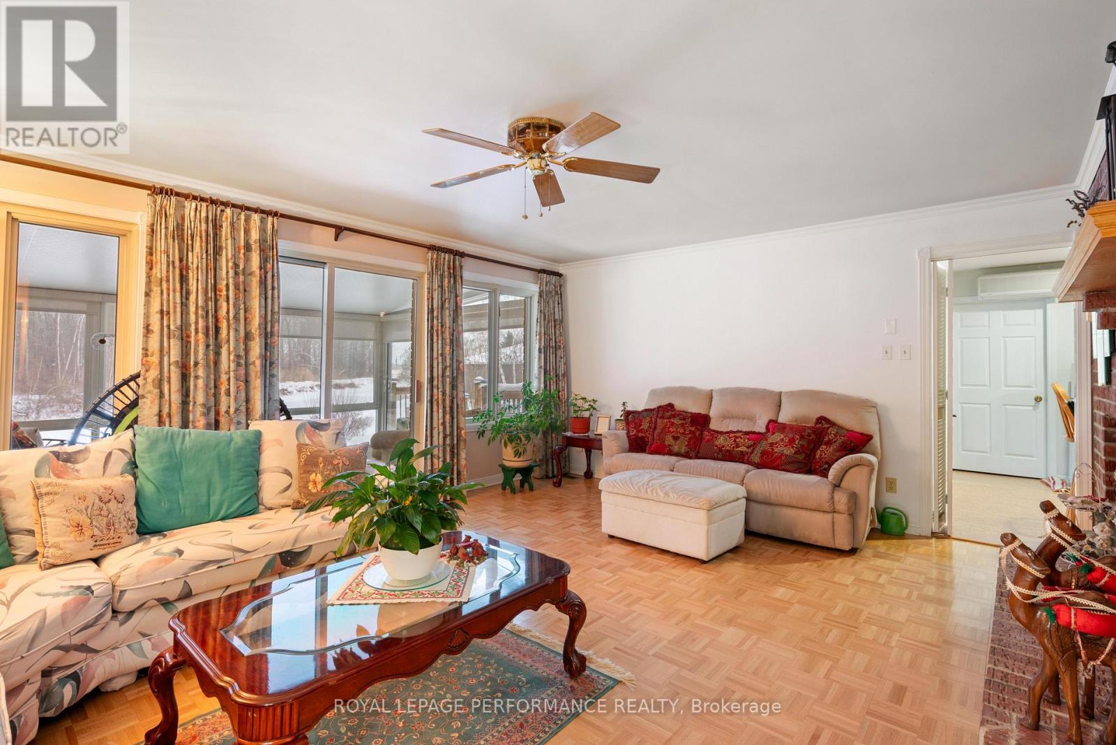 6275 Macrae Court, South Glengarry, Ontario  K0C 1E0 - Photo 6 - X12454432