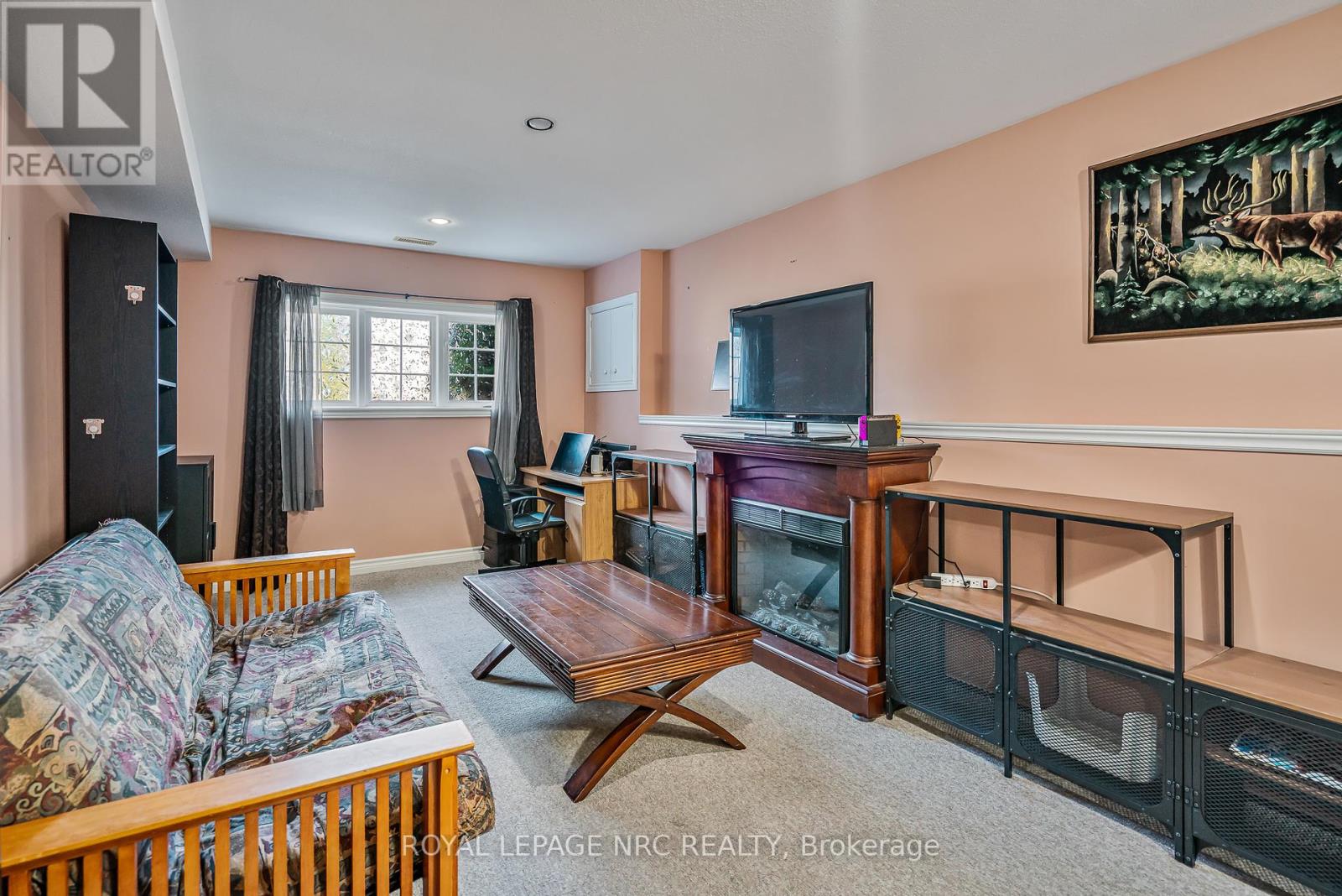 152 Larchwood Circle, Welland, Ontario  L3C 7L9 - Photo 18 - X12436002