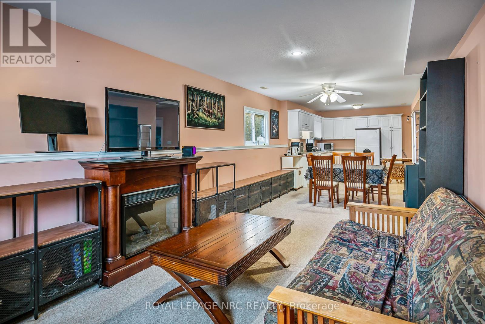152 Larchwood Circle, Welland, Ontario  L3C 7L9 - Photo 19 - X12436002