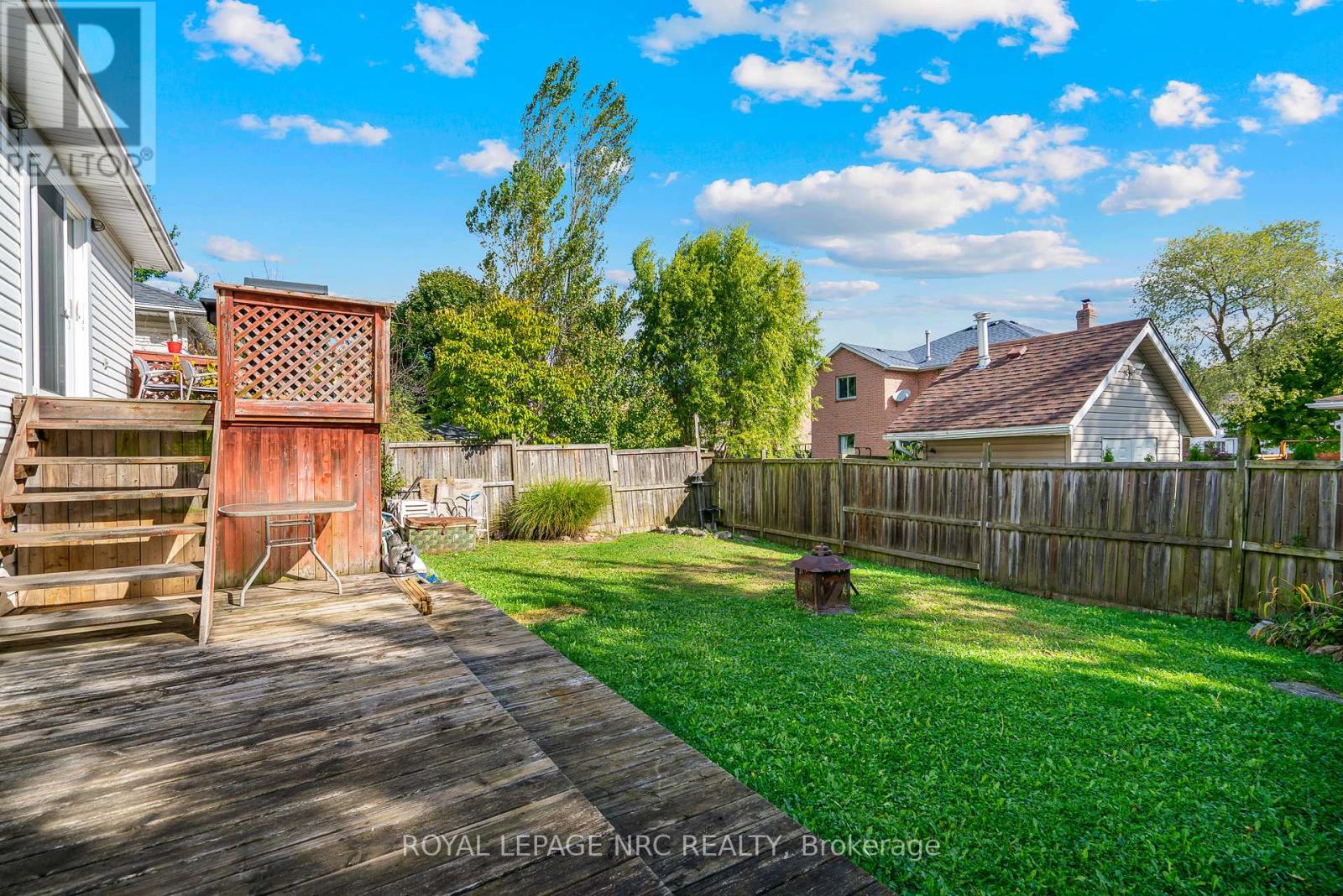 152 Larchwood Circle, Welland, Ontario  L3C 7L9 - Photo 26 - X12436002