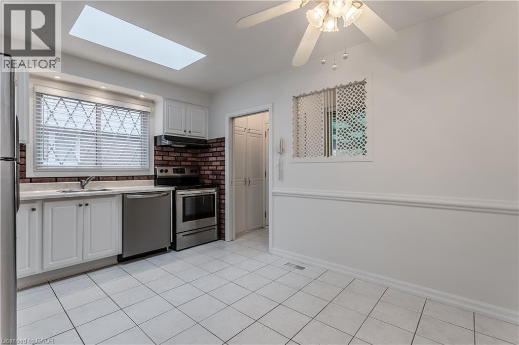 58 Goldfinch Road, Hamilton, Ontario  L9A 3W7 - Photo 20 - 40777501
