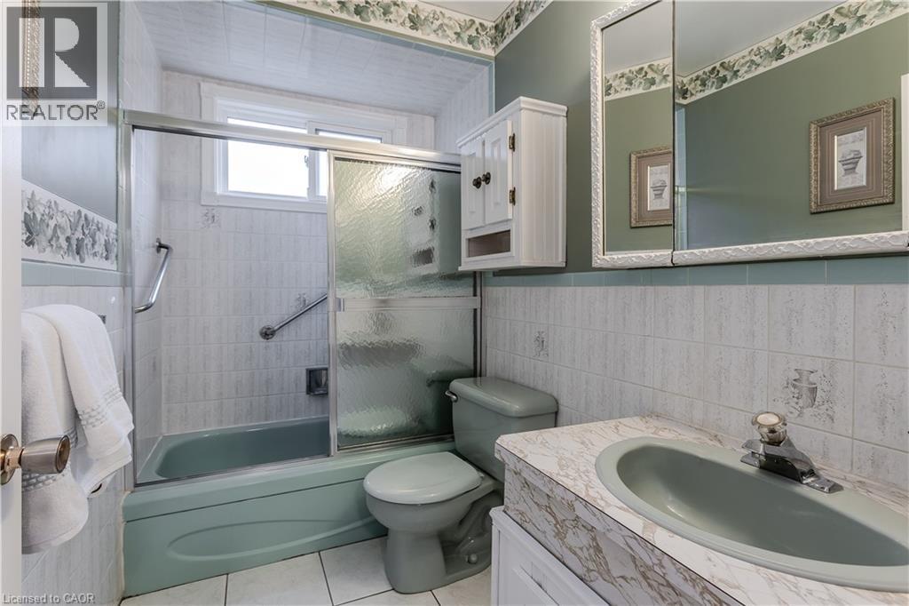 58 Goldfinch Road, Hamilton, Ontario  L9A 3W7 - Photo 29 - 40777501