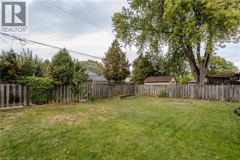 58 Goldfinch Road, Hamilton, Ontario  L9A 3W7 - Photo 8 - 40777501