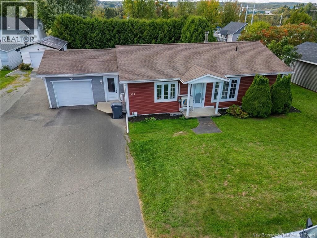 337 Albert Street, Grand-Sault/grand Falls, New Brunswick  E3Y 1E2 - Photo 3 - NB127076