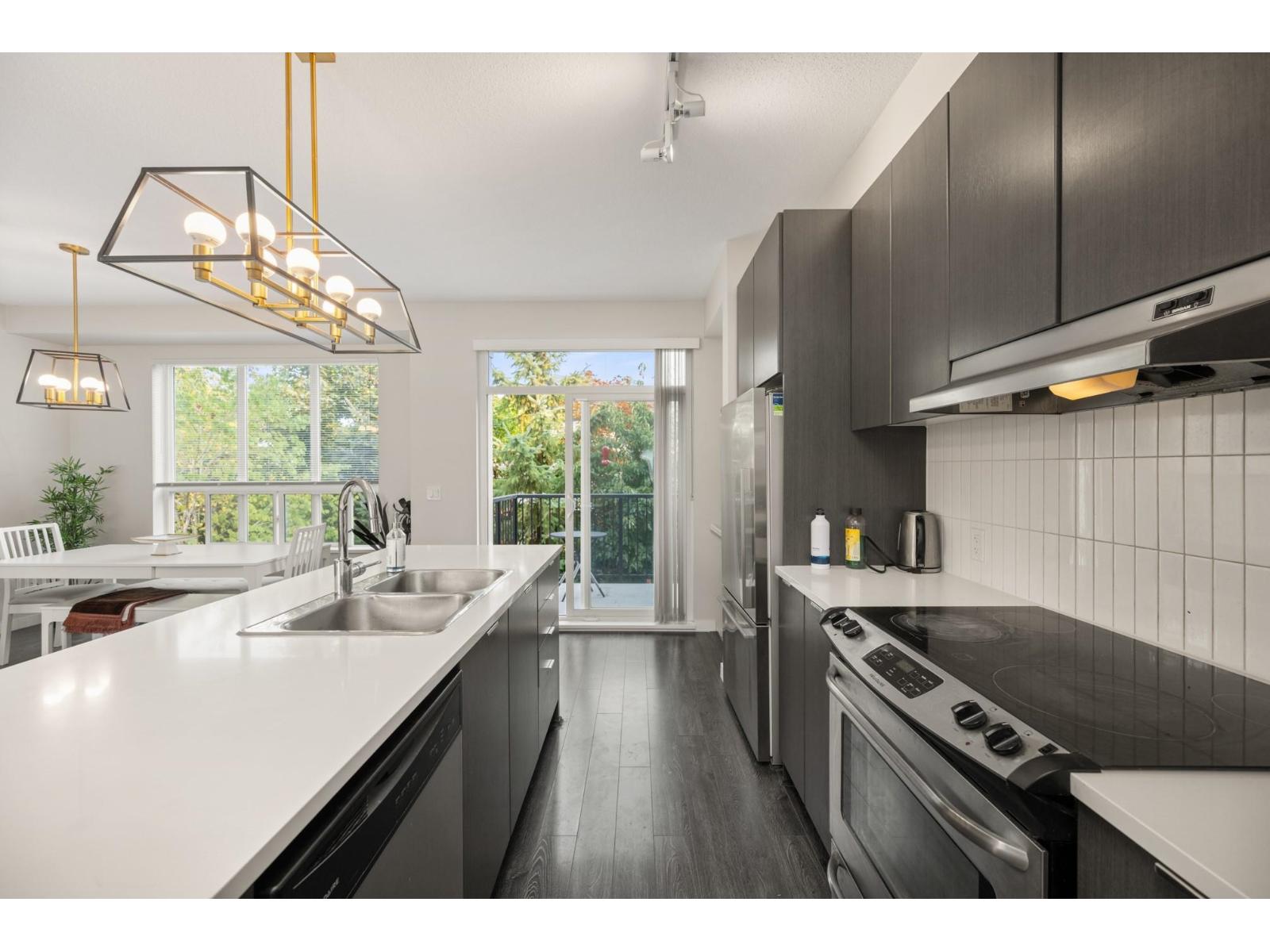 52 7848 209 Street, Langley, British Columbia  V2Y 0M4 - Photo 10 - R3056625