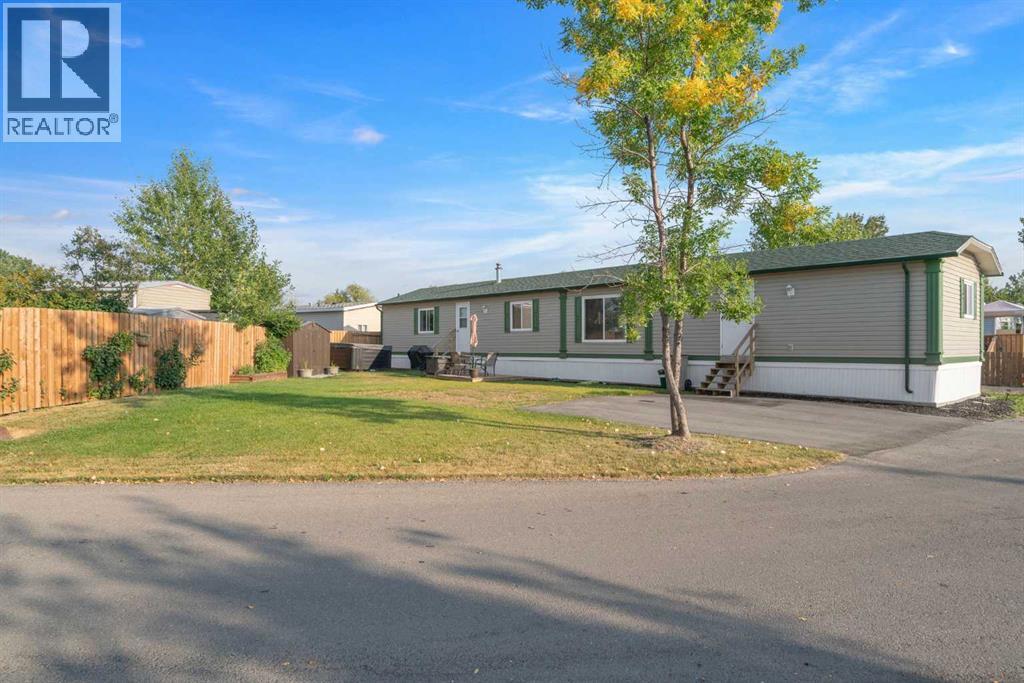 207, 6220 17th Avenue Se, Calgary, Alberta  T2A 0W6 - Photo 1 - A2257613