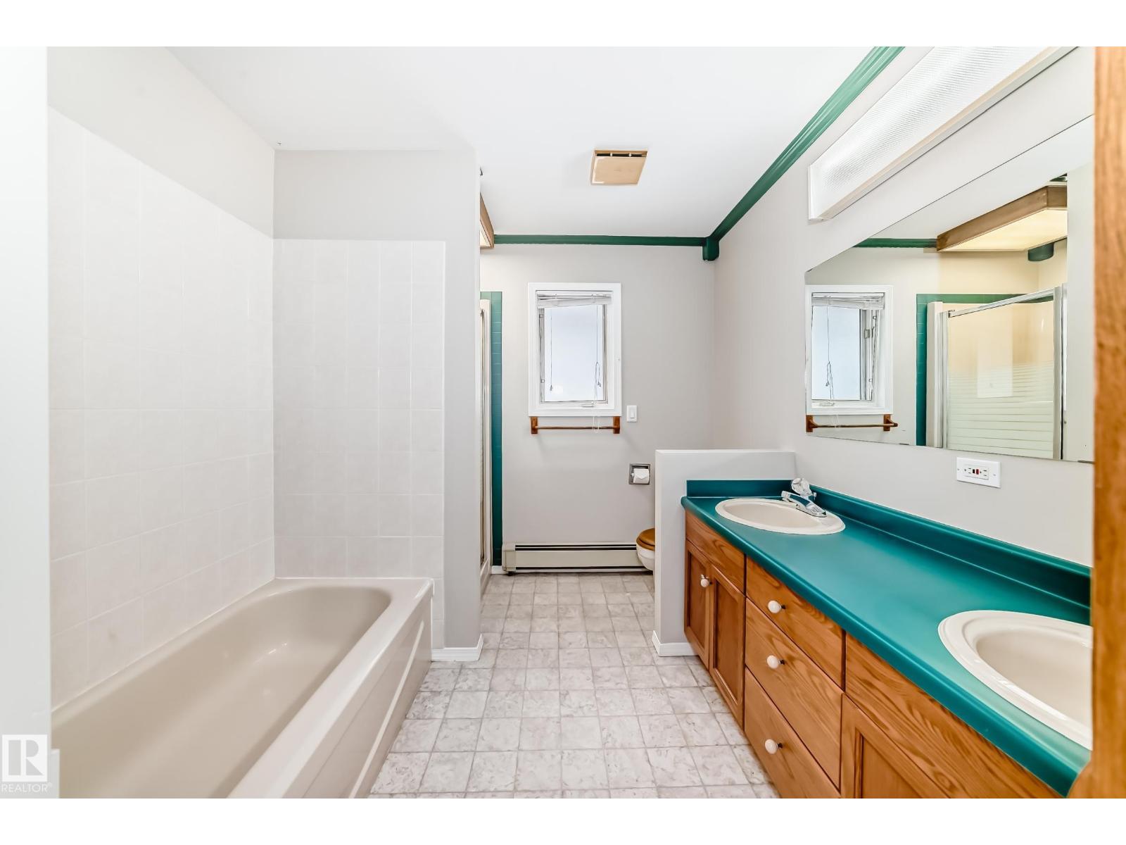 10735 68 Av Nw, Edmonton, Alberta  T6H 2B6 - Photo 12 - E4454817