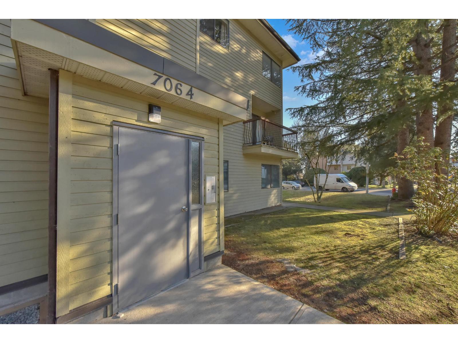 203 7064 133b Street, Surrey, British Columbia  V3W 8A4 - Photo 36 - R3057062