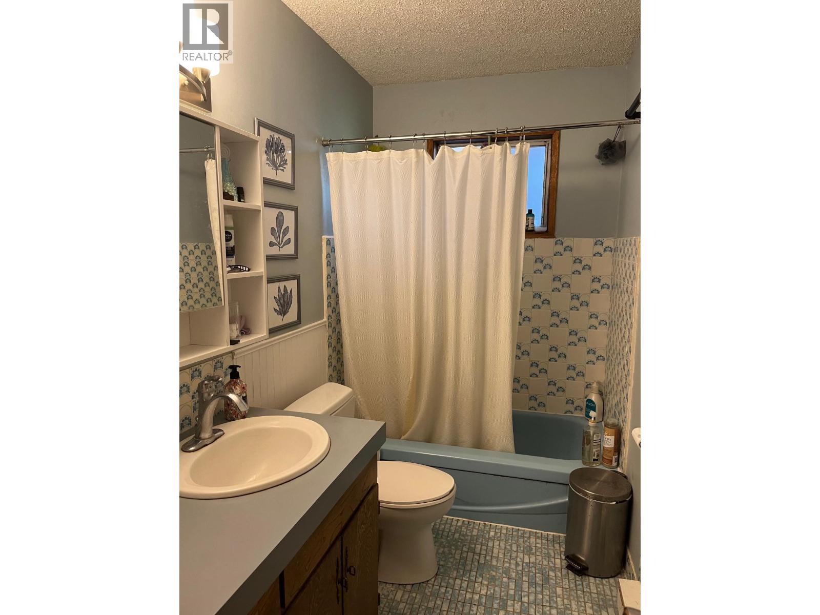 484 Marine Drive, Gibsons, British Columbia  V0N 1V0 - Photo 9 - R3056633