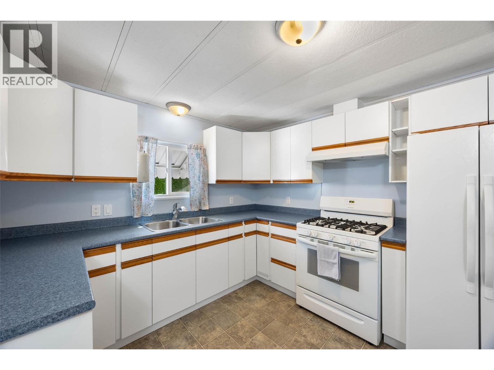 2401 Ord Road Unit# 52, Kamloops, British Columbia  V2B 7V8 - Photo 10 - 10363667