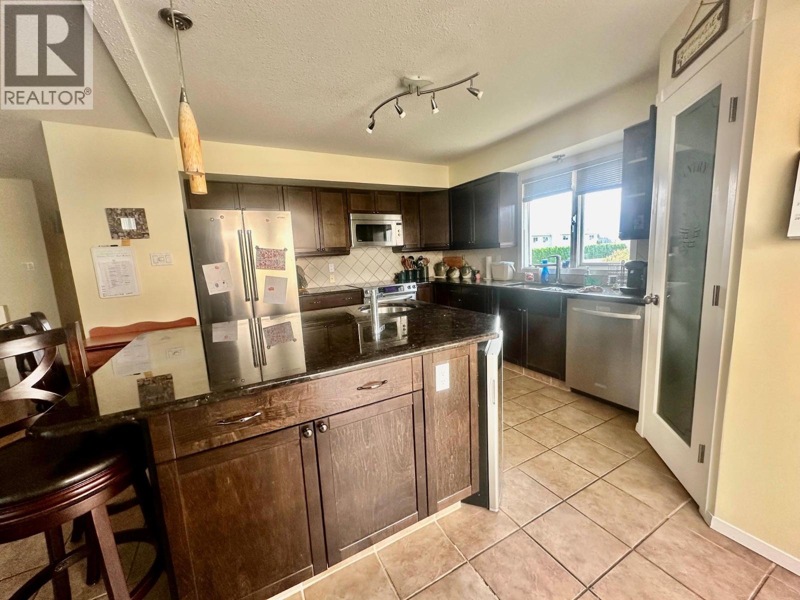 2455 5th Avenue Ne, Salmon Arm, British Columbia  V1E 1Y9 - Photo 20 - 10364513
