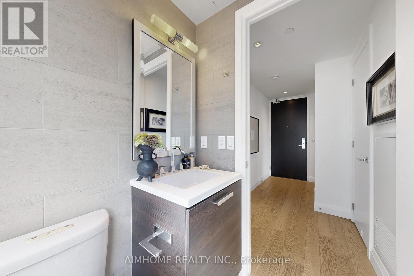 907 - 224 King Street W, Toronto, Ontario  M5H 0A6 - Photo 19 - C12454435