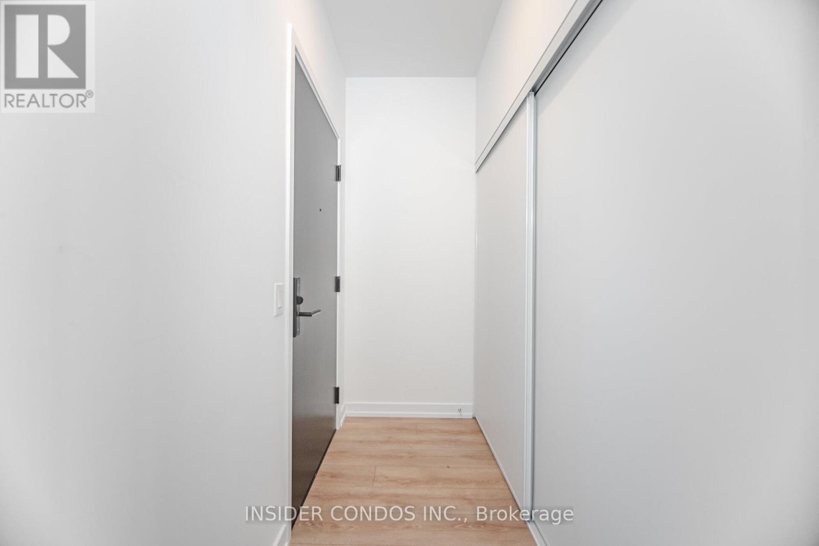 717 - 500 Dupont Street, Toronto, Ontario  M6G 1Y7 - Photo 10 - C12454443