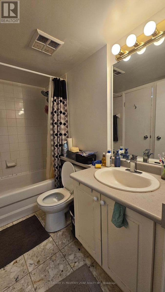 911 - 650 Queens Quay W, Toronto, Ontario  M5V 3N2 - Photo 20 - C12454451