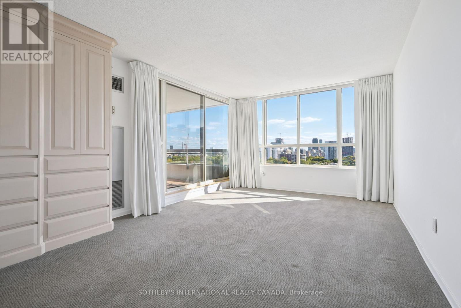1104 - 130 Carlton Street, Toronto, Ontario  M5A 4K3 - Photo 15 - C12454512