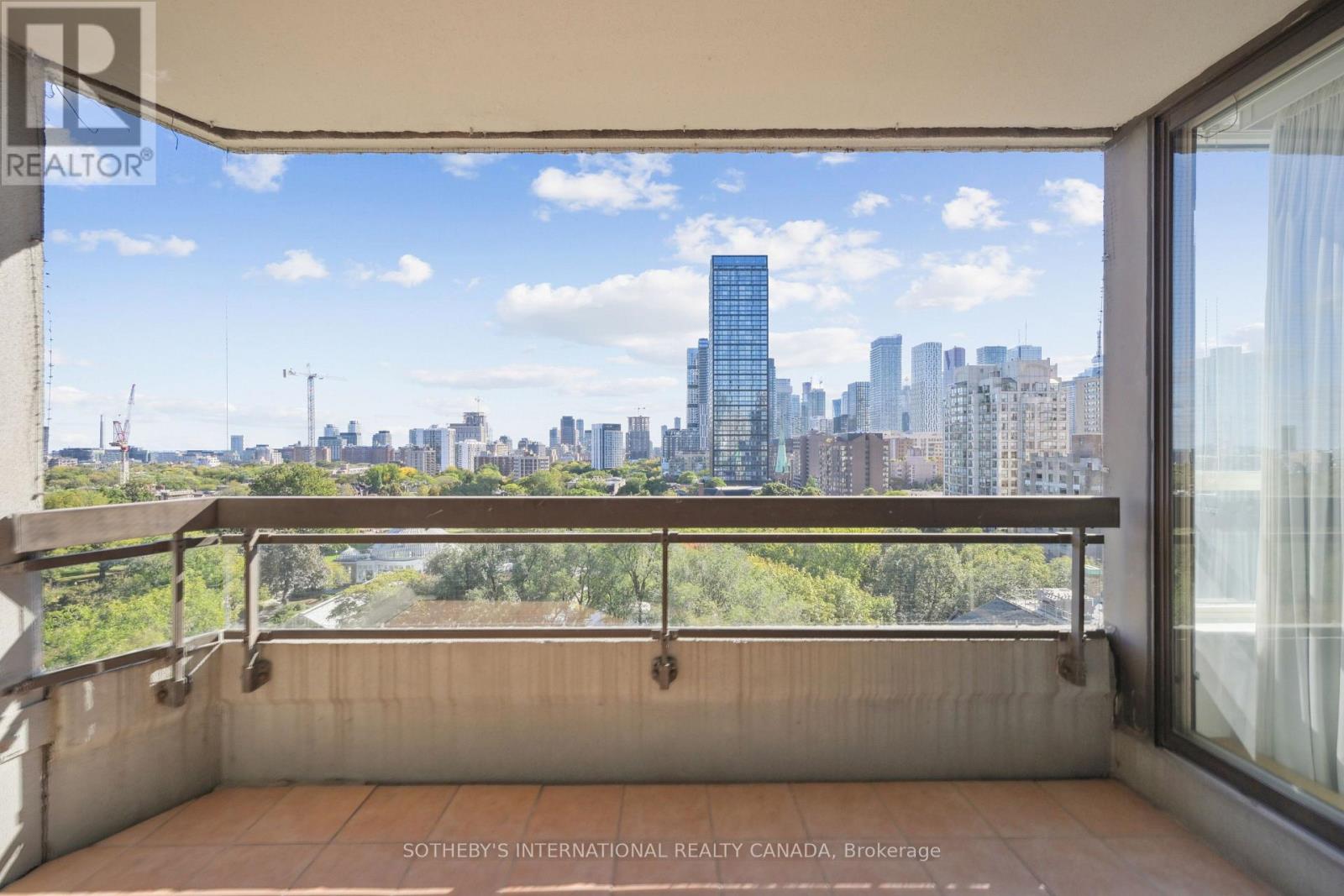 1104 - 130 Carlton Street, Toronto, Ontario  M5A 4K3 - Photo 31 - C12454512