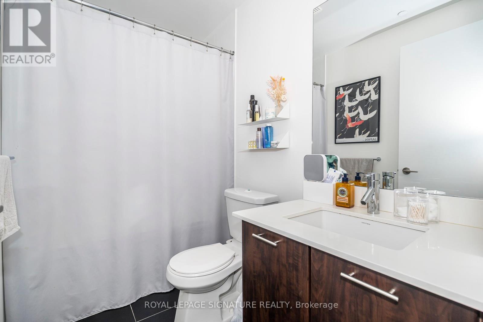 Th05 - 20 Bruyeres Mews, Toronto, Ontario  M5V 0G8 - Photo 14 - C12454520
