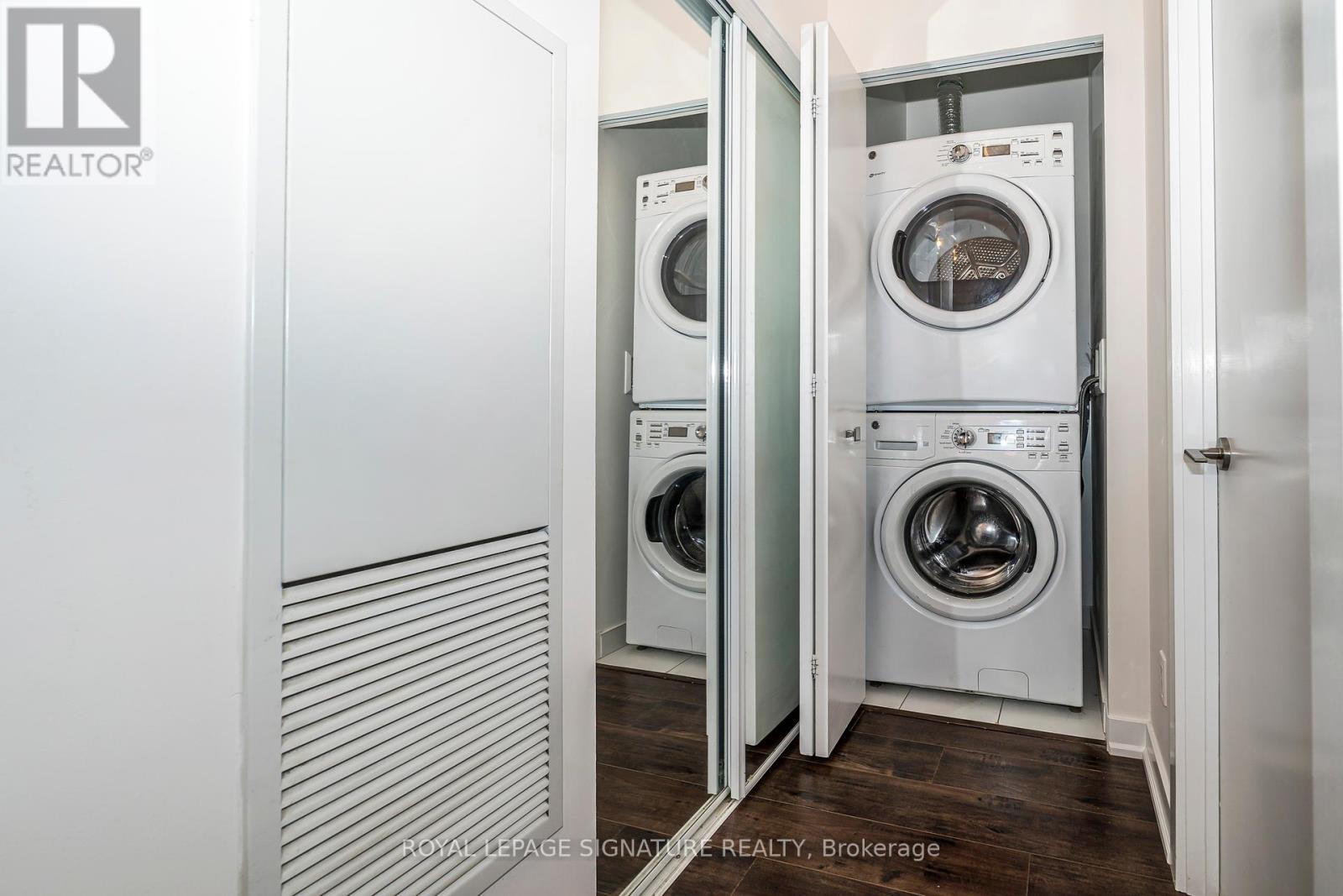 Th05 - 20 Bruyeres Mews, Toronto, Ontario  M5V 0G8 - Photo 24 - C12454520