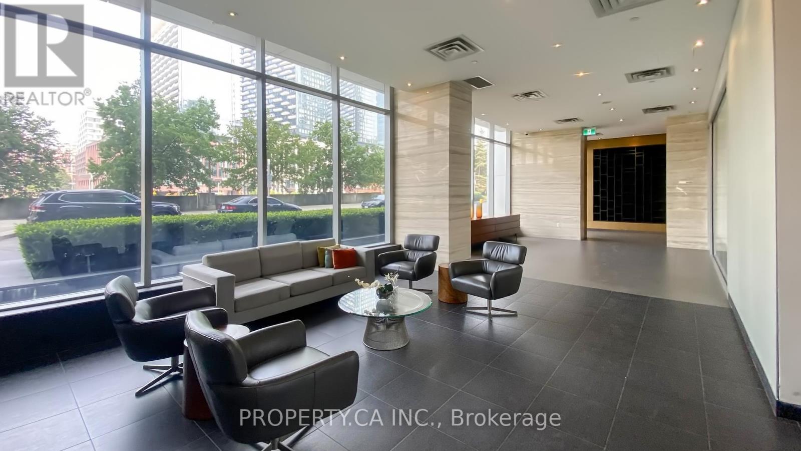 2816 - 15 Iceboat Terrace, Toronto, Ontario  M5V 4A5 - Photo 11 - C12454540