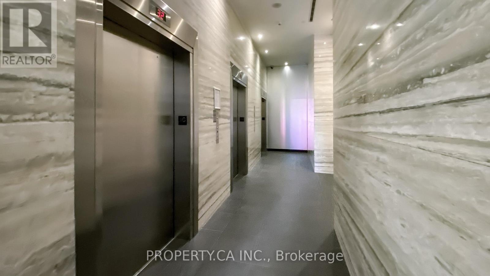 2816 - 15 Iceboat Terrace, Toronto, Ontario  M5V 4A5 - Photo 12 - C12454540
