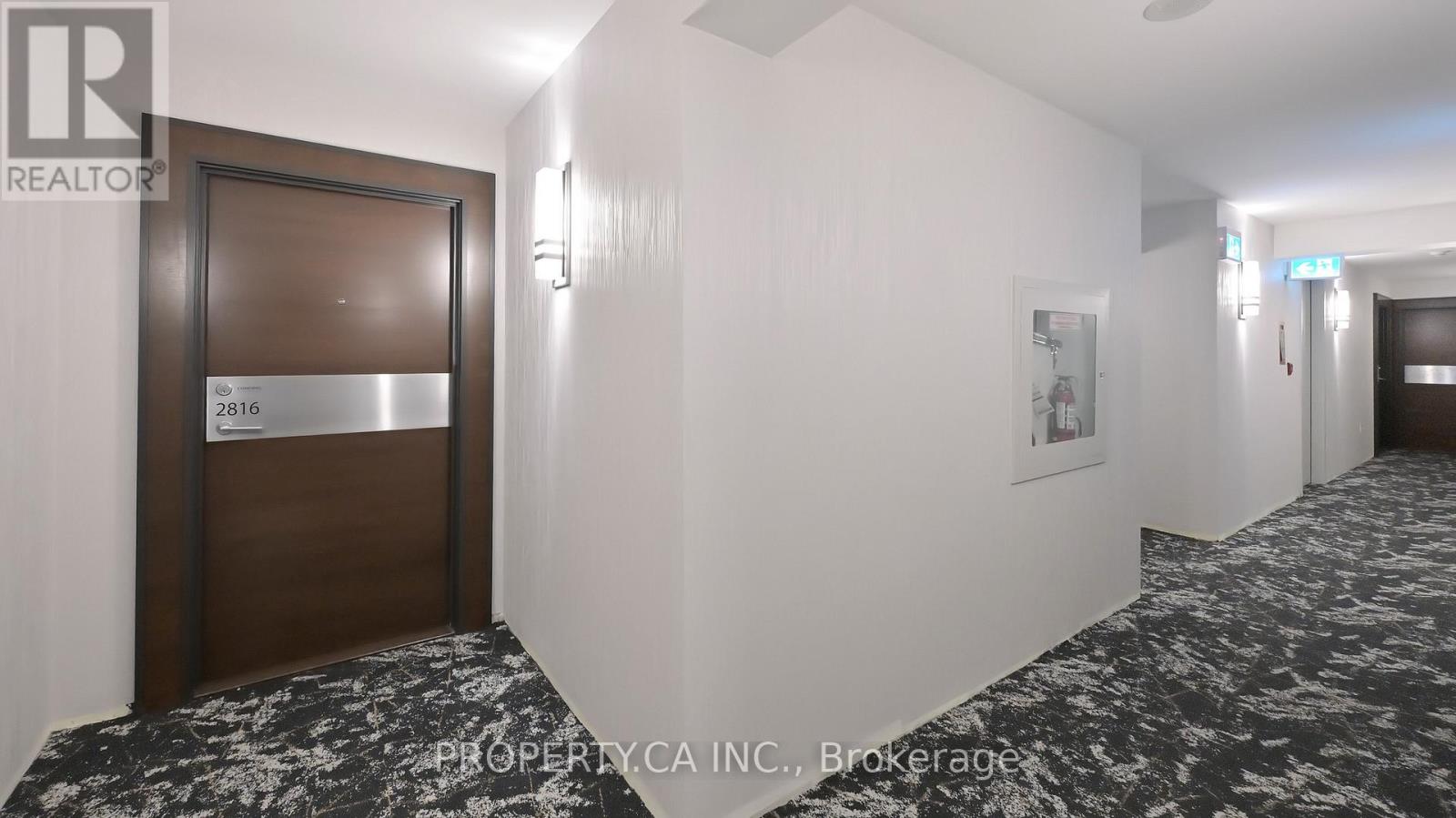 2816 - 15 Iceboat Terrace, Toronto, Ontario  M5V 4A5 - Photo 13 - C12454540