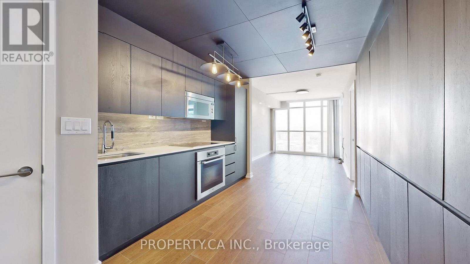 2816 - 15 Iceboat Terrace, Toronto, Ontario  M5V 4A5 - Photo 18 - C12454540