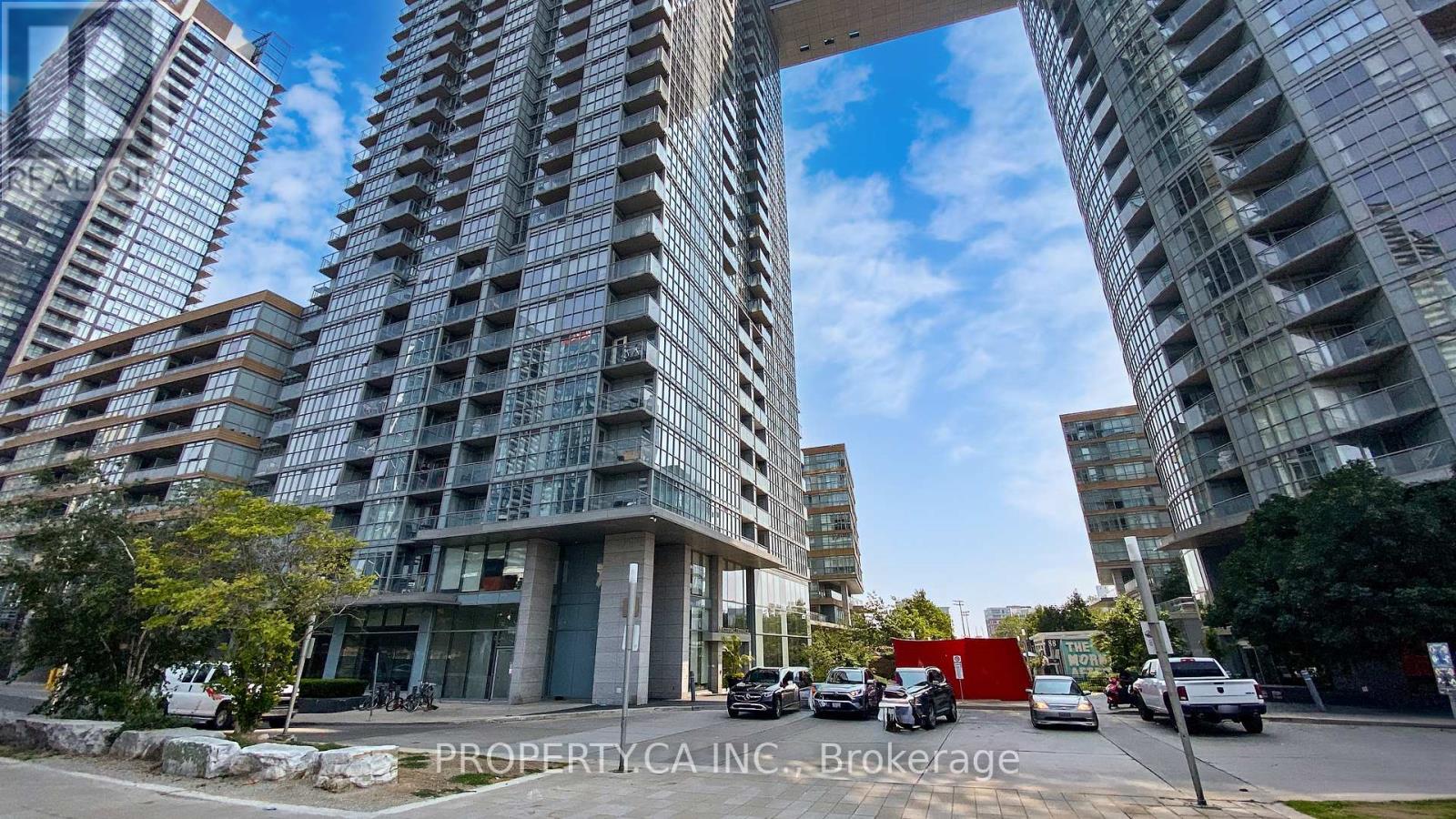 2816 - 15 Iceboat Terrace, Toronto, Ontario  M5V 4A5 - Photo 2 - C12454540