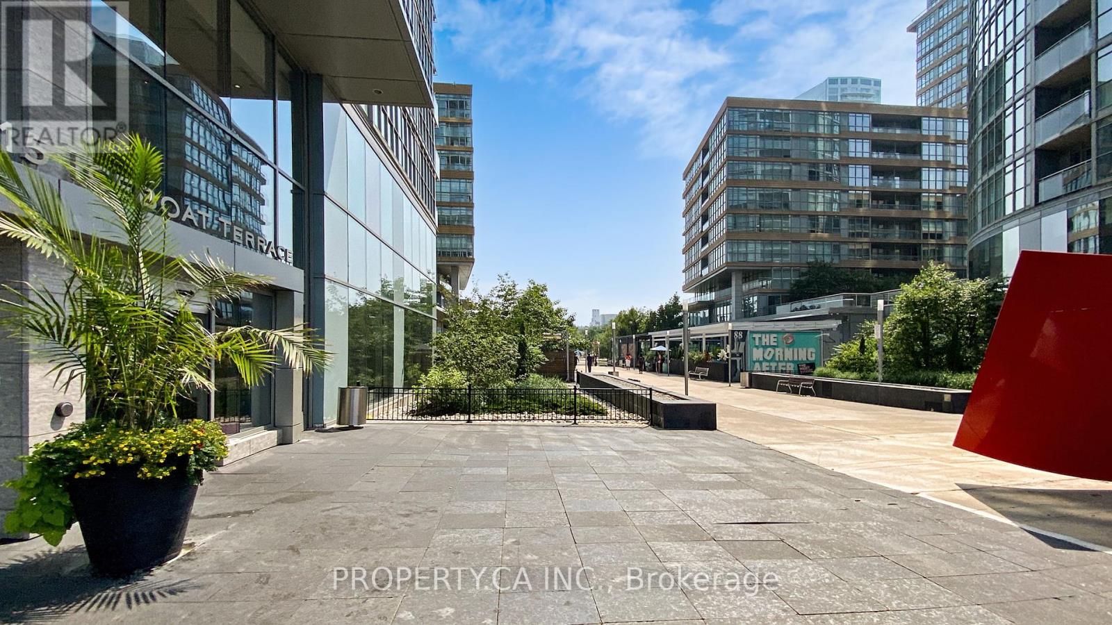 2816 - 15 Iceboat Terrace, Toronto, Ontario  M5V 4A5 - Photo 6 - C12454540