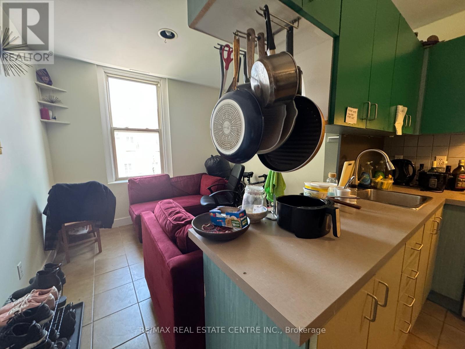 28 Cecil Street, Toronto, Ontario  M5T 1N3 - Photo 11 - C12454547