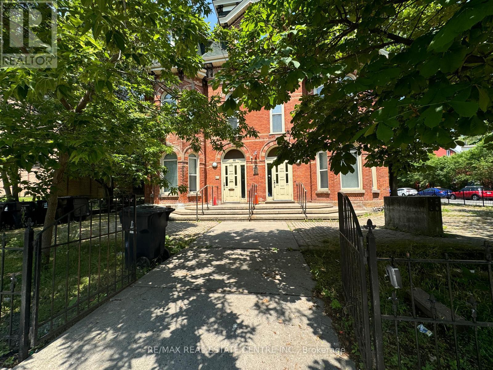 28 Cecil Street, Toronto, Ontario  M5T 1N3 - Photo 4 - C12454547