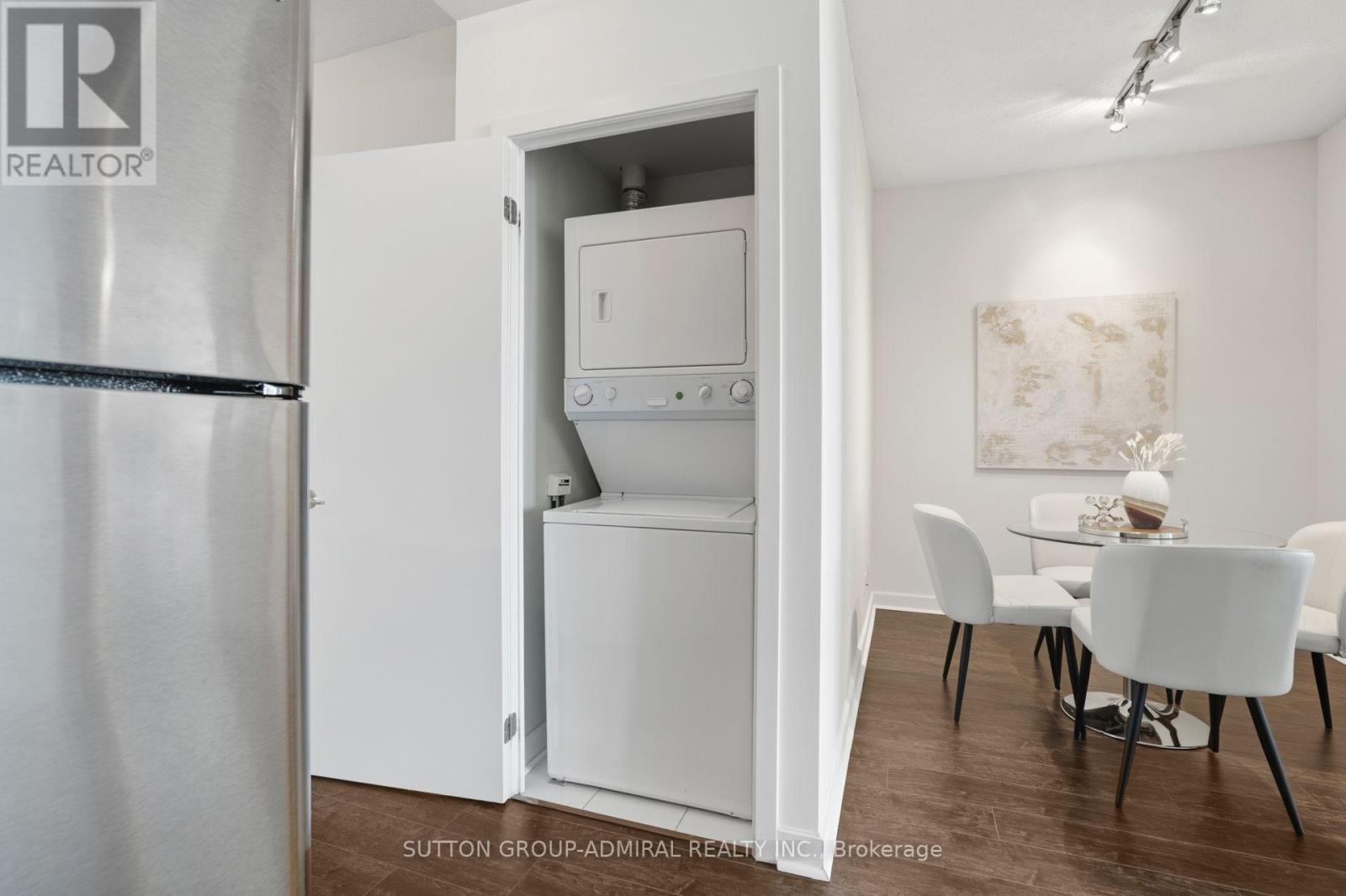 1810 - 33 Bay Street, Toronto, Ontario  M5J 2Z3 - Photo 20 - C12454565