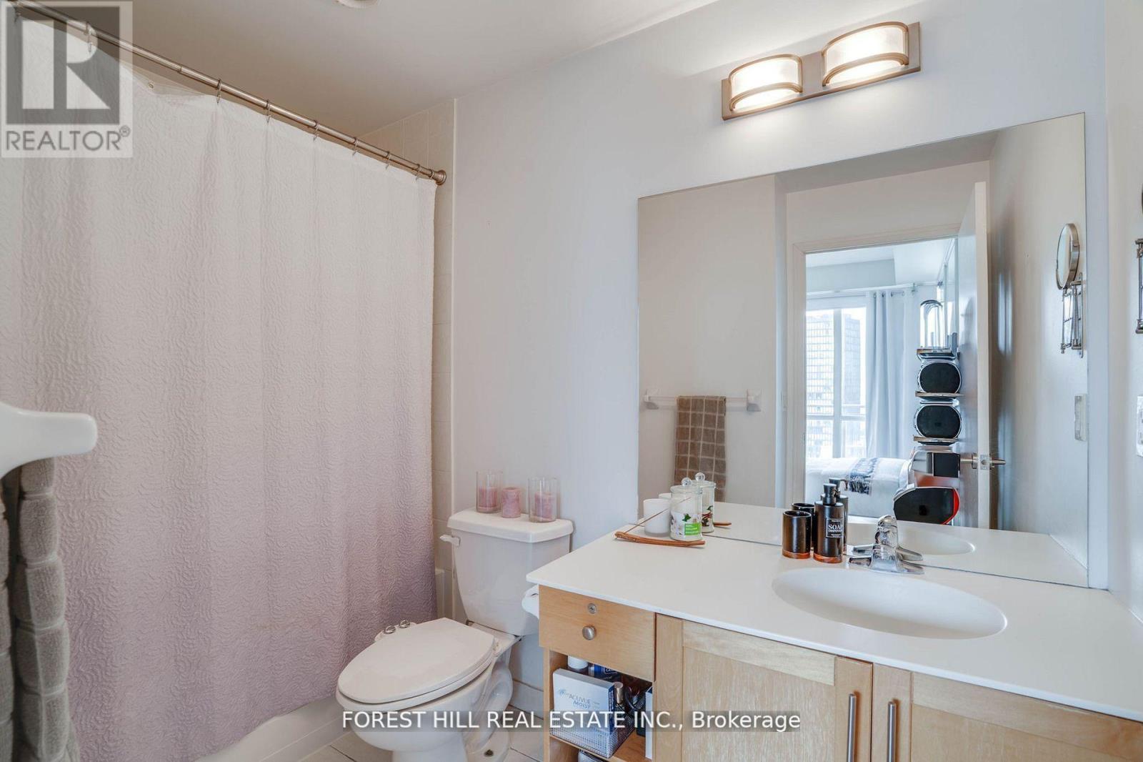 1803 - 220 Victoria Street, Toronto, Ontario  M5B 2R6 - Photo 22 - C12454568