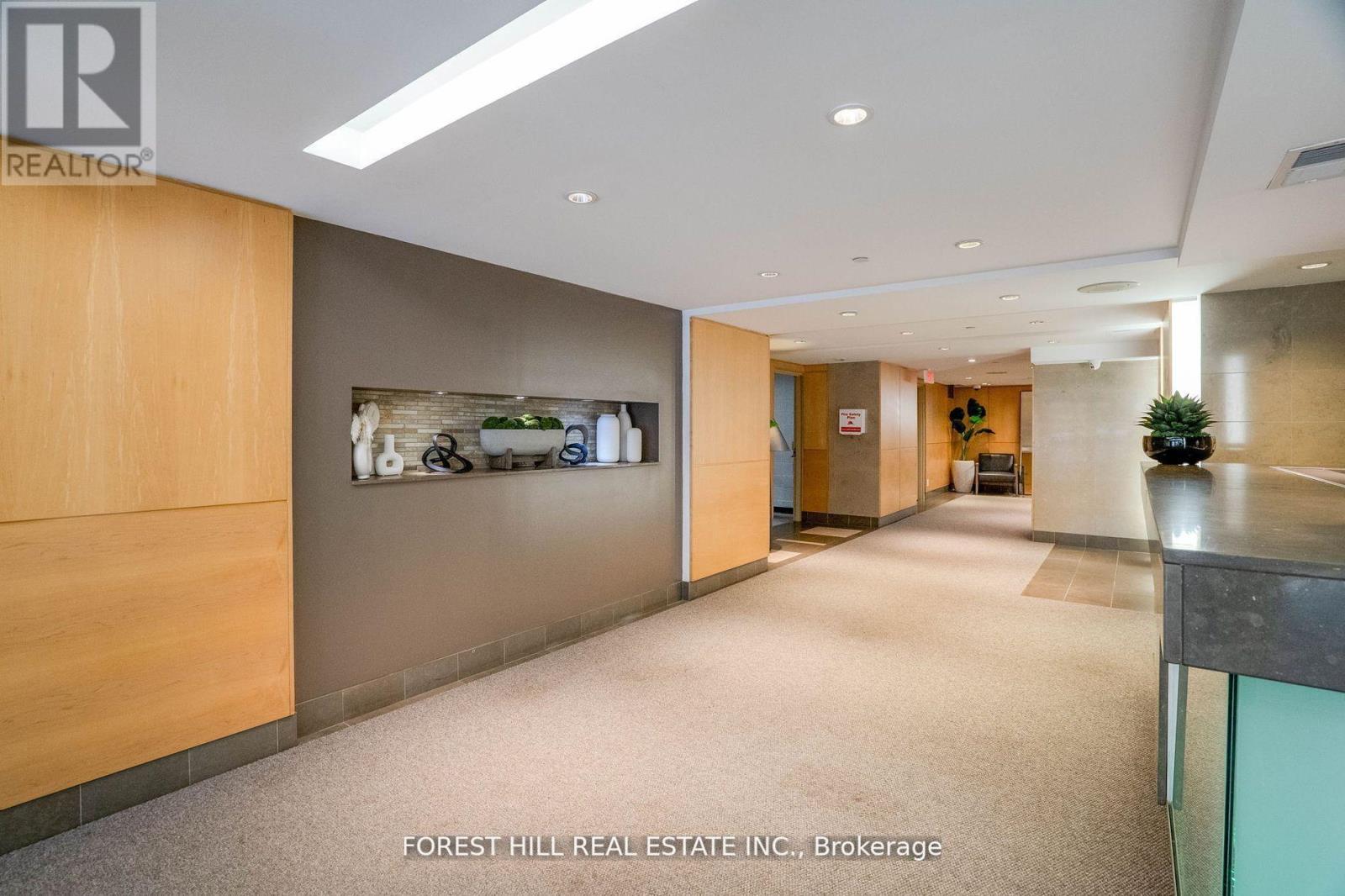 1803 - 220 Victoria Street, Toronto, Ontario  M5B 2R6 - Photo 28 - C12454568