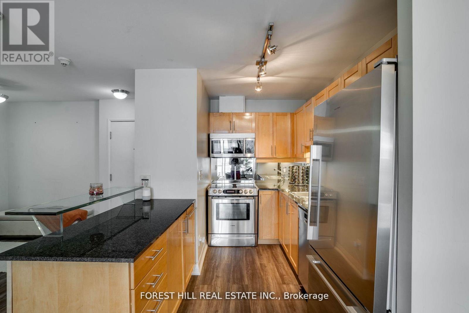1803 - 220 Victoria Street, Toronto, Ontario  M5B 2R6 - Photo 9 - C12454568