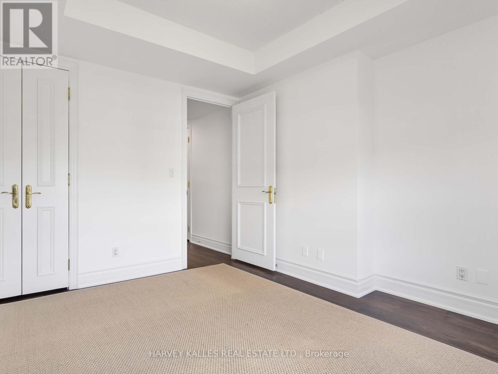 706 - 10 Old York Mills Road, Toronto, Ontario  M2P 2G9 - Photo 13 - C12454594