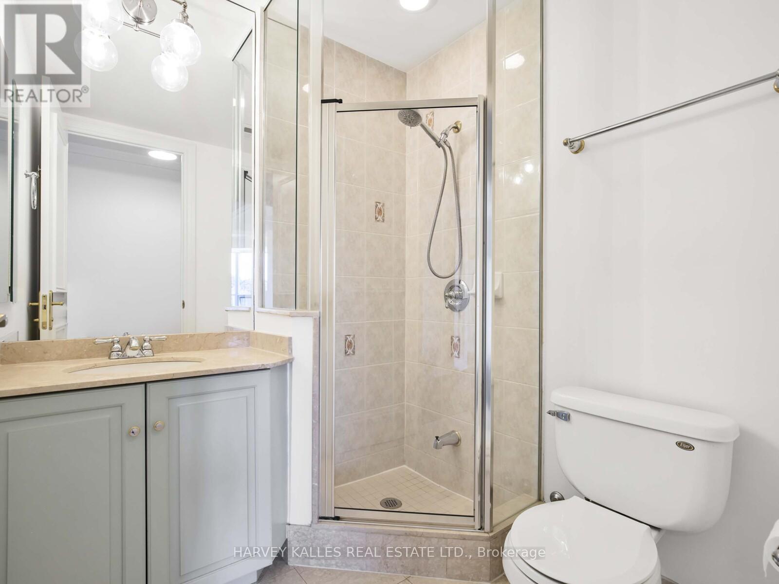 706 - 10 Old York Mills Road, Toronto, Ontario  M2P 2G9 - Photo 17 - C12454594