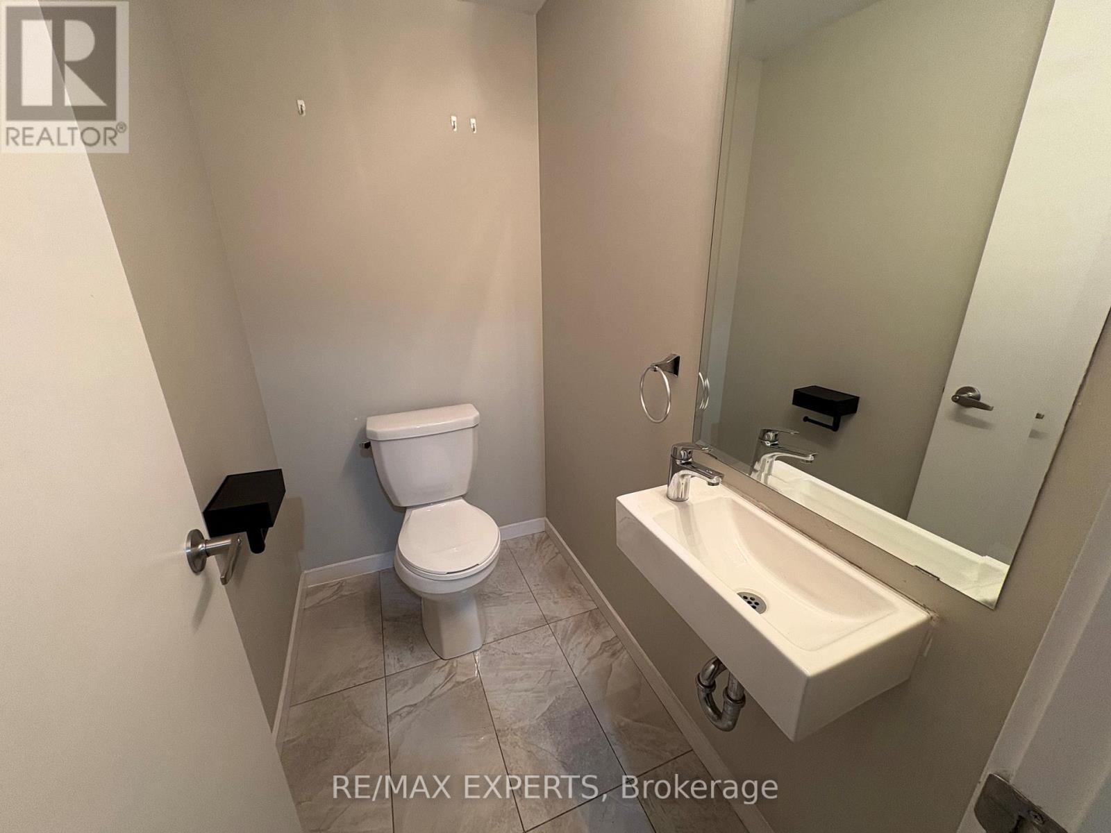 310 - 1711 Pure Springs Boulevard, Pickering, Ontario  L1X 0C3 - Photo 4 - E12454454