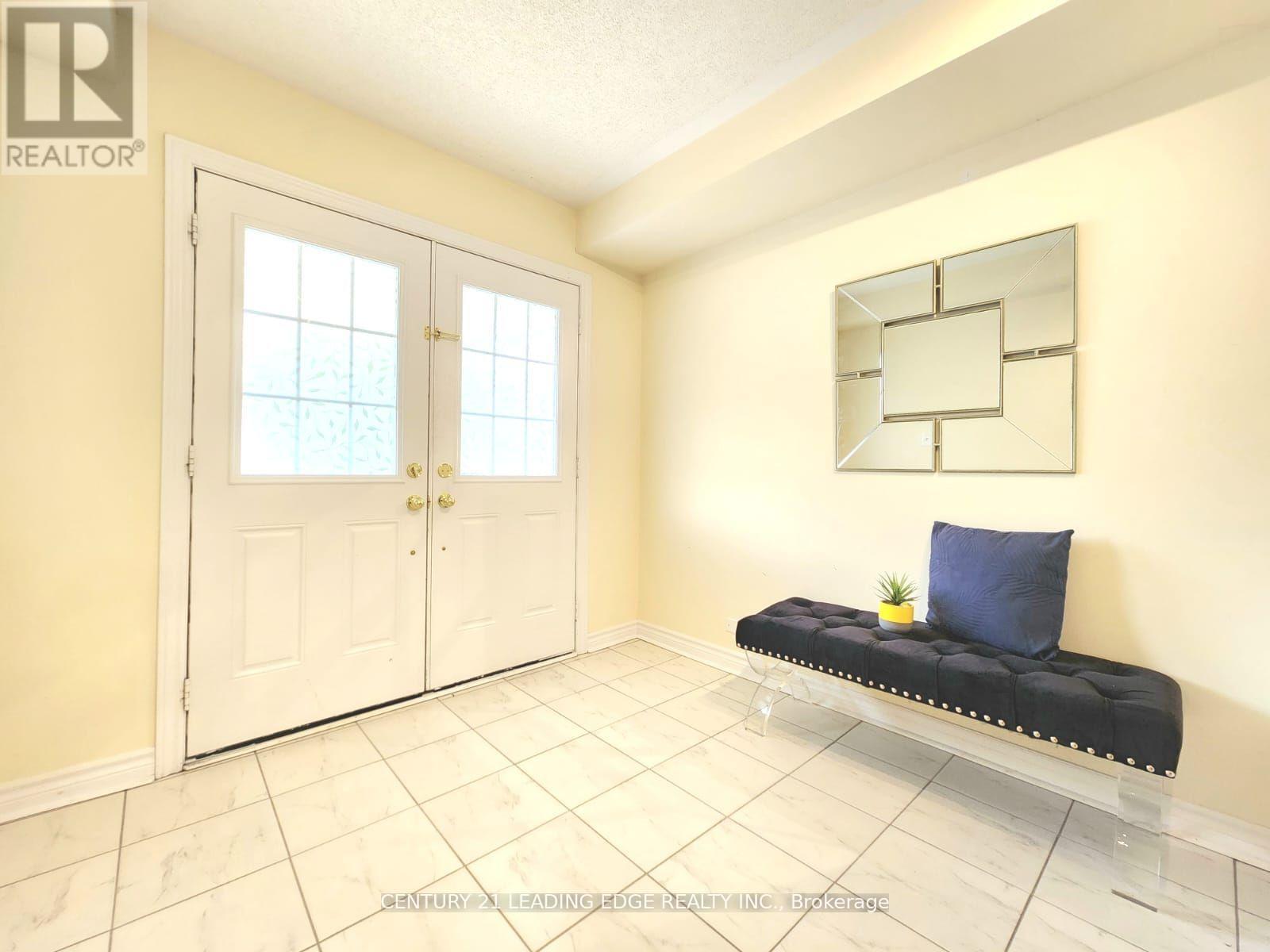 1628 Winville Road, Pickering, Ontario  L1X 0C7 - Photo 3 - E12454470