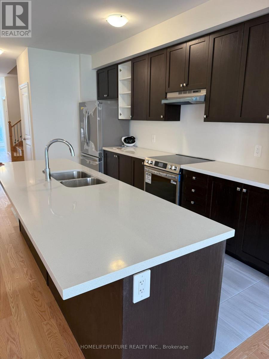 2980 Gatestone Path, Pickering, Ontario  L1X 0R4 - Photo 2 - E12454476