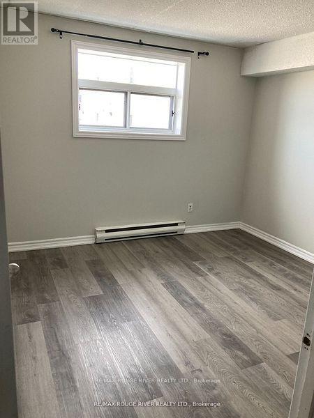 202 - 560 Bloor Street E, Oshawa, Ontario  L1H 3N2 - Photo 7 - E12454485