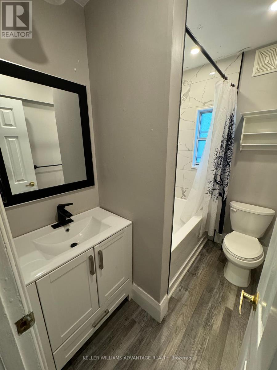 Main&up - 211 Golfview Avenue, Toronto, Ontario  M4E 2K8 - Photo 14 - E12454489