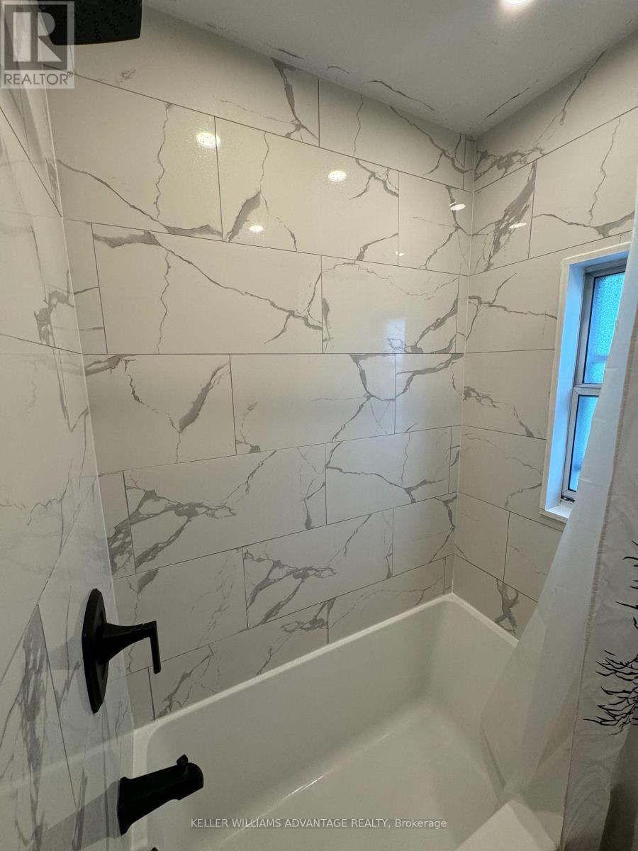 Main&up - 211 Golfview Avenue, Toronto, Ontario  M4E 2K8 - Photo 15 - E12454489