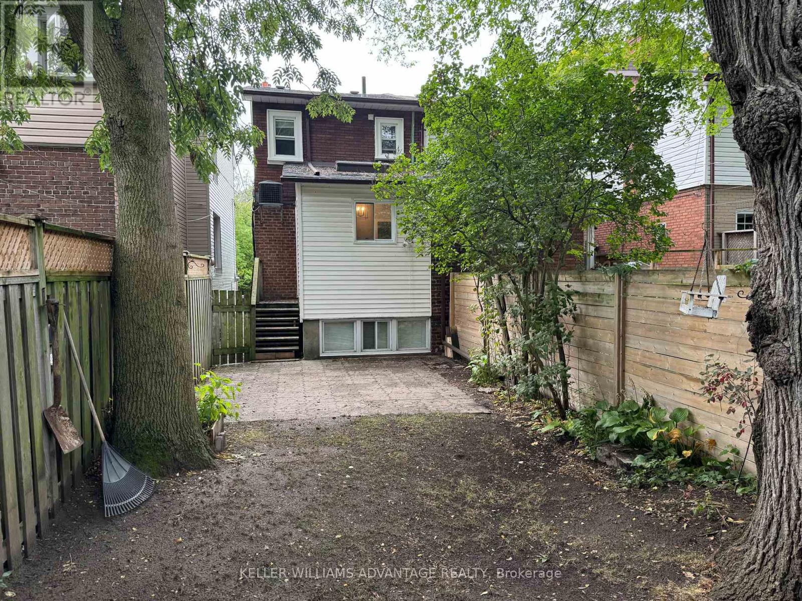 Main&up - 211 Golfview Avenue, Toronto, Ontario  M4E 2K8 - Photo 16 - E12454489