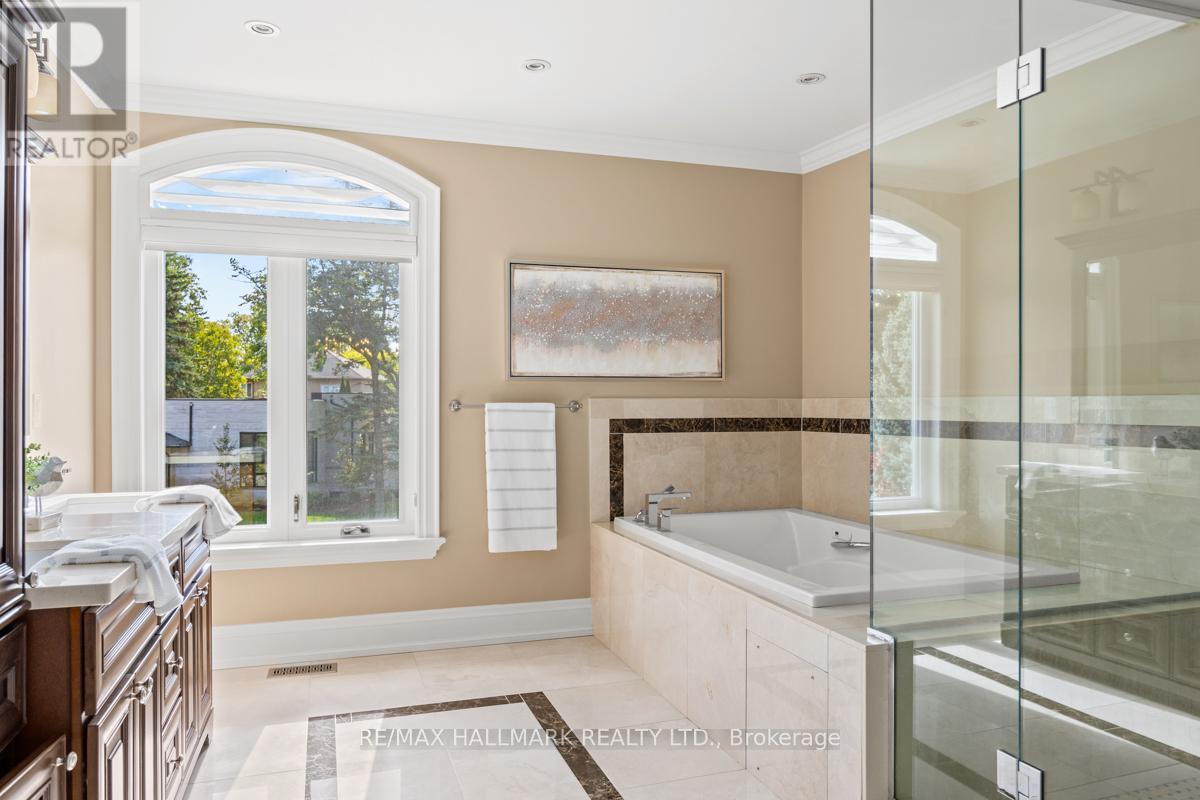 14 Ballantyne Court, Toronto, Ontario  M9A 1W9 - Photo 24 - W12454384