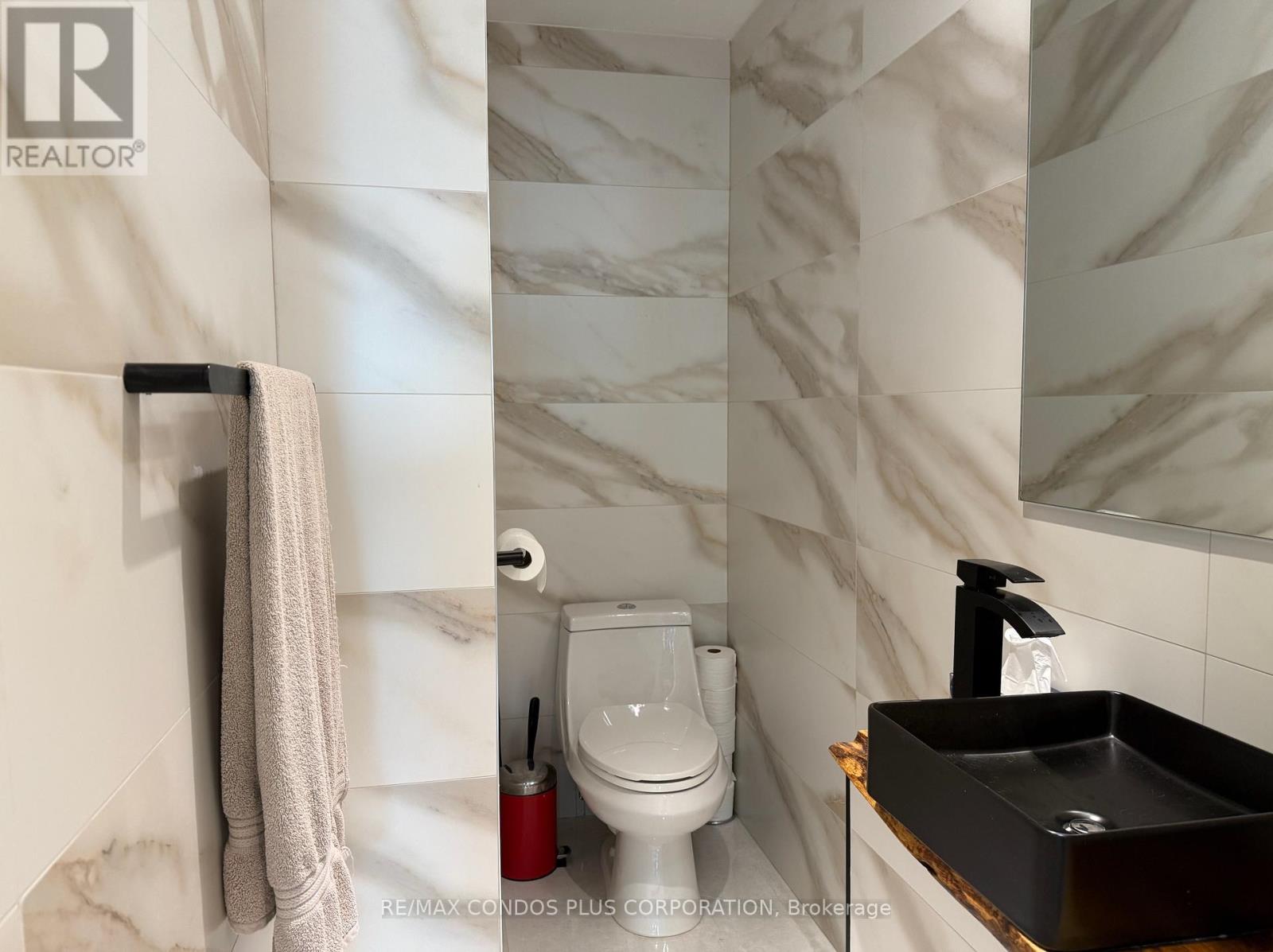 Th125 - 5 Marine Parade Drive, Toronto (Mimico), Ontario  M8V 4B4 - Photo 21 - W12450937