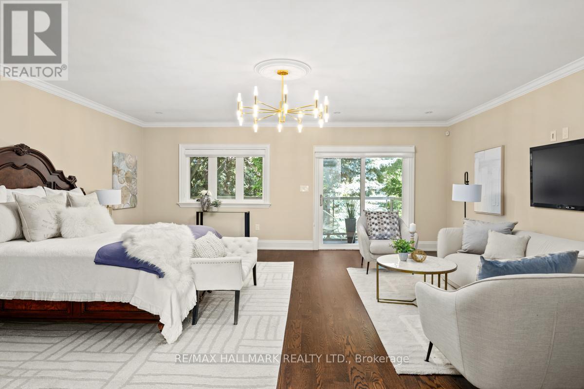 14 Ballantyne Court, Toronto, Ontario  M9A 1W9 - Photo 19 - W12454384