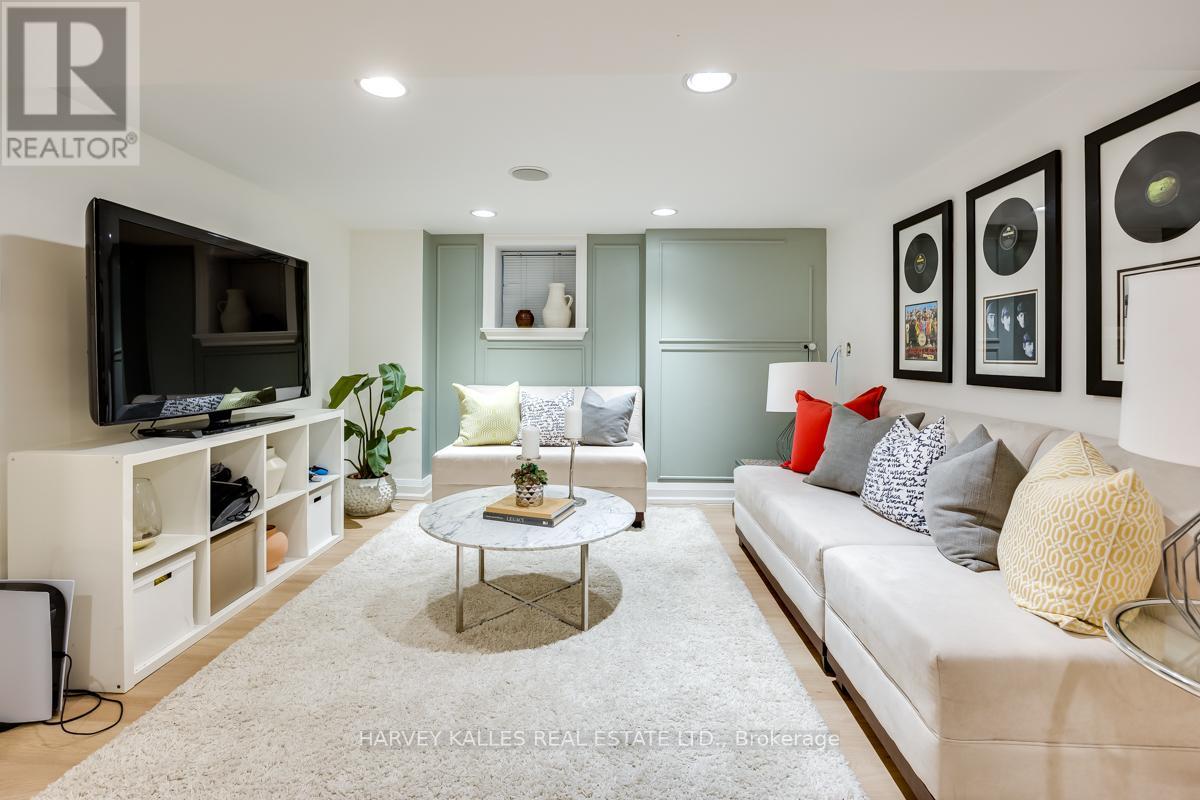 52 Castle Knock Road, Toronto, Ontario  M5N 1H3 - Photo 37 - C12452306