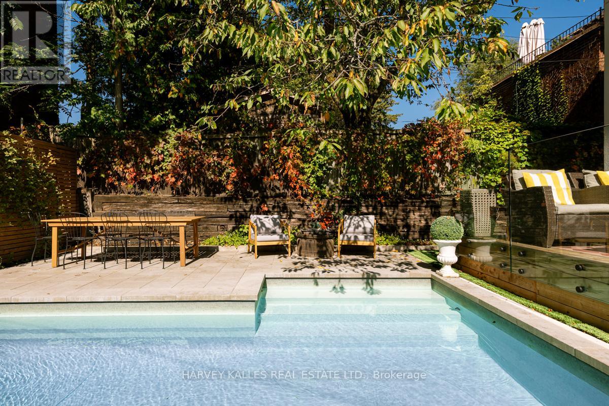 52 Castle Knock Road, Toronto, Ontario  M5N 1H3 - Photo 44 - C12452306