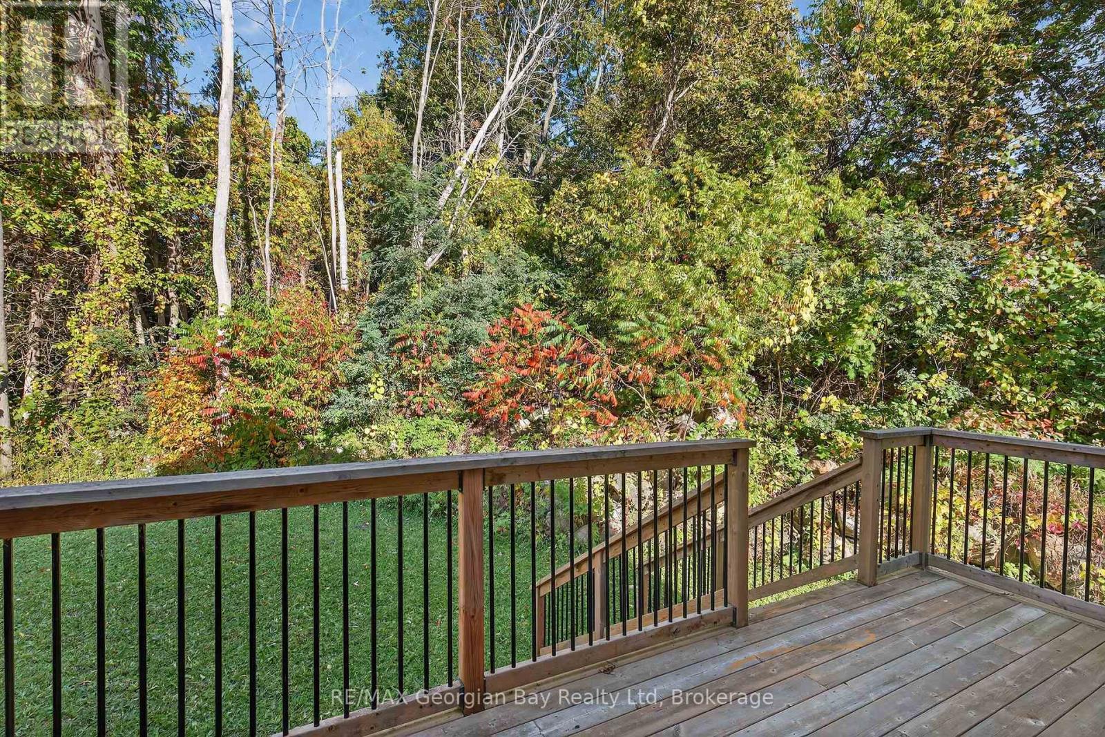 10 King Road, Tay (Waubaushene), Ontario  L0K 2C0 - Photo 34 - S12454648